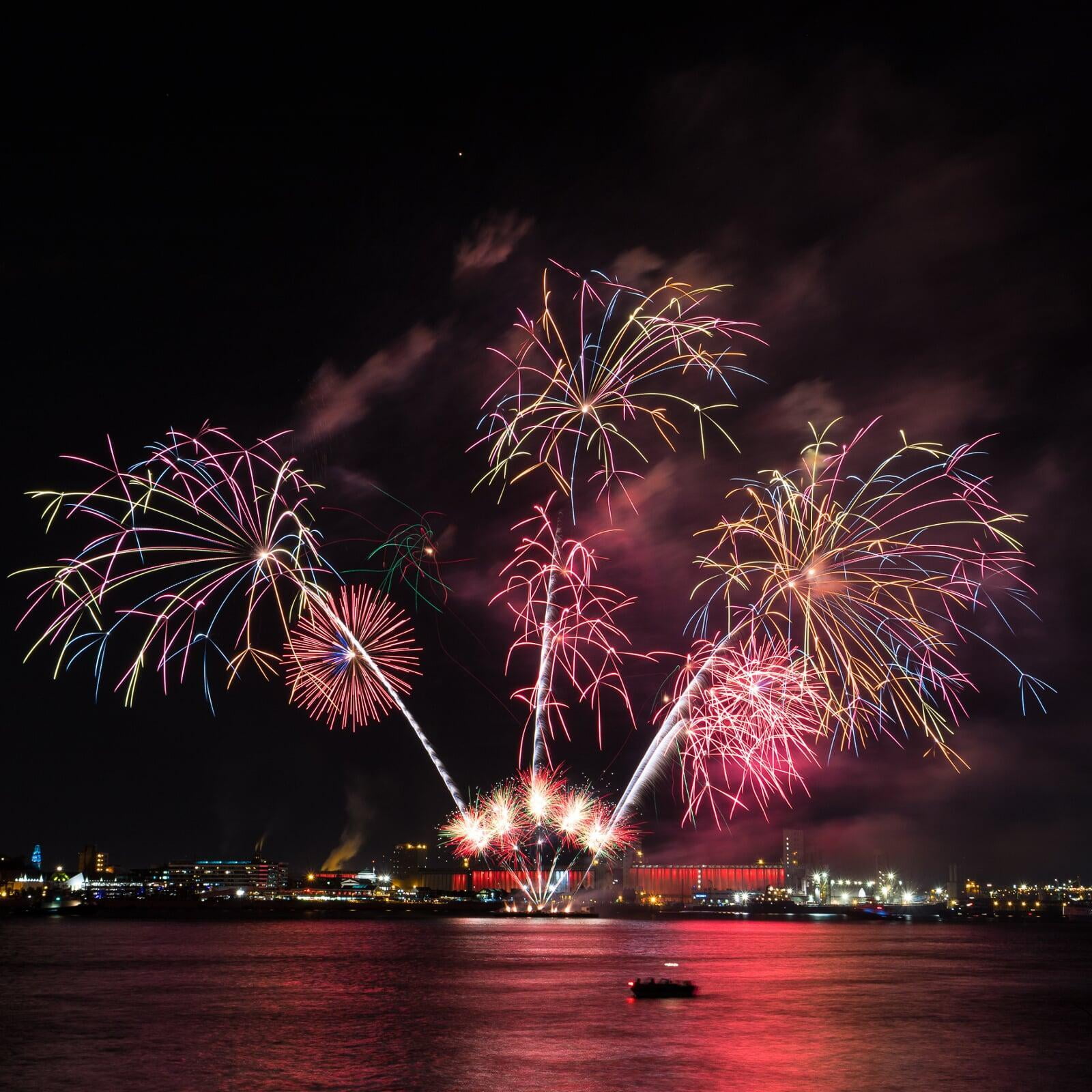 Grand Feux Loto-Quebec, Sparkliest Event in Quebec - Lost Geckos